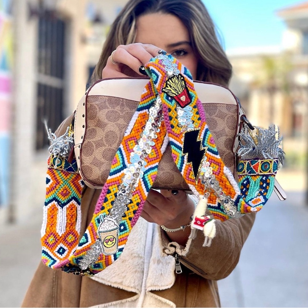 🎀COACH SIGNATURE CROSSBODY BAG WITH BOHO STRAP & ORIGINAL STRAP🎀